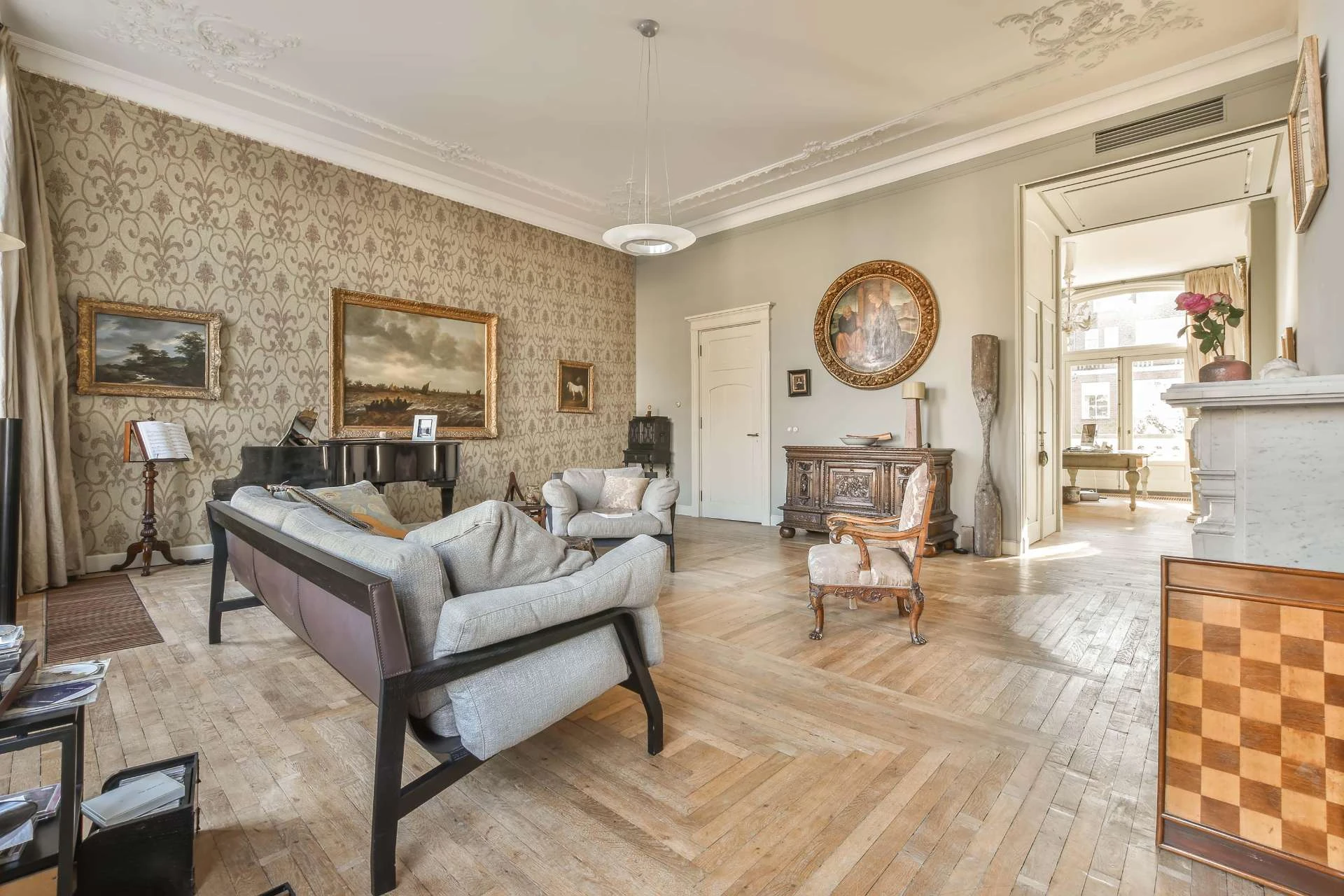 5 modèles de papier peint pour le salon